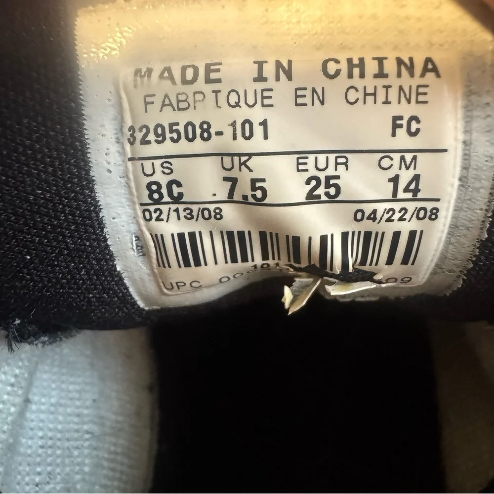 Children’s Air Jordan White Shoes- Size 8C (Baby Shoes)